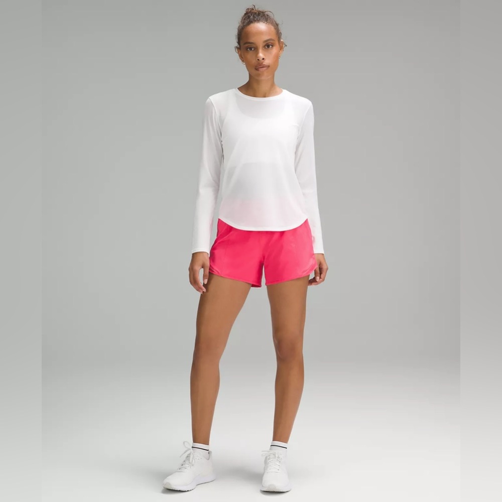 NWT Lululemon Hotty Hot High-Rise 4” Shorts - Picture 2 of 7